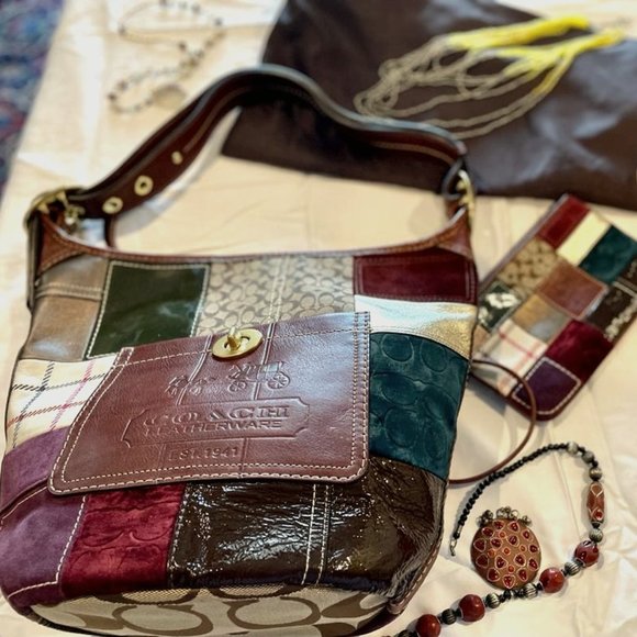 Unused Limited Edition Coach Holiday Patchwork Tote Purse WALLET INCLUDED - Picture 1 of 5